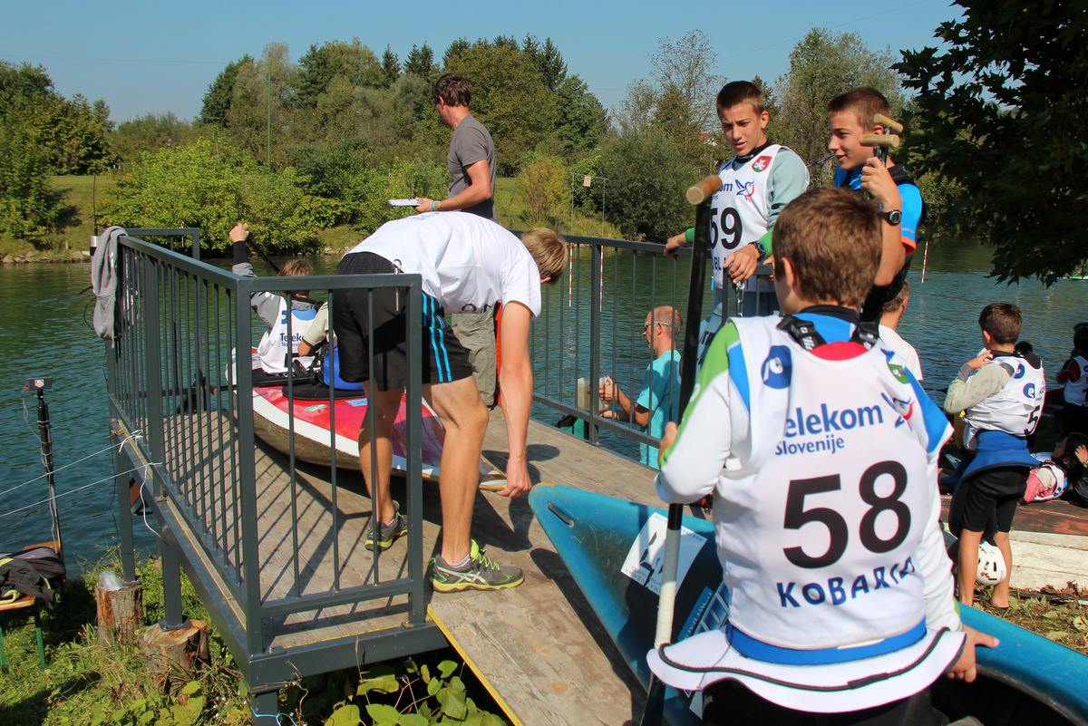 Na zmajčkovem pokalu veslalo skoraj 300 mladih