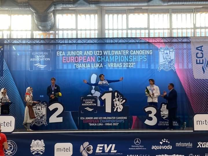 Tjaš Til in Ana z zlatom in srebrom iz Banjaluke